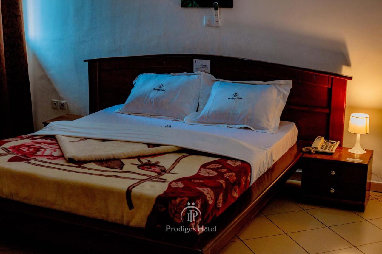 Prodiges Hotel Yaoundé Buitenkant foto