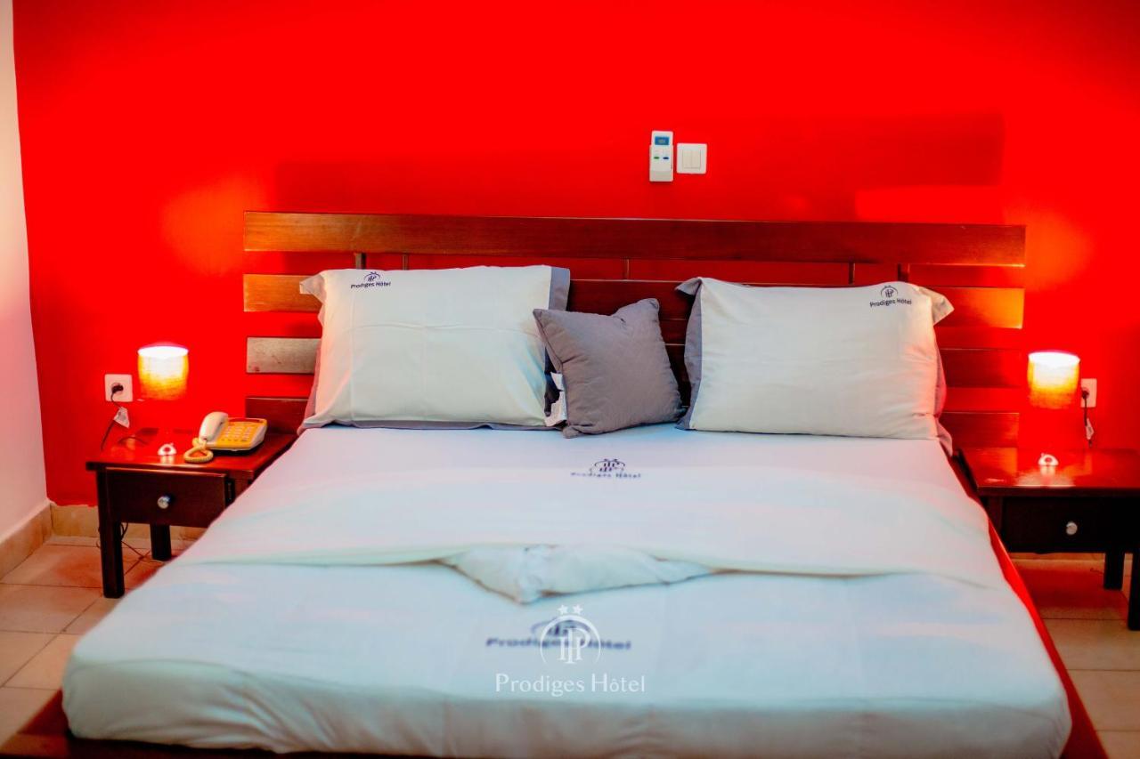 Prodiges Hotel Yaoundé Buitenkant foto