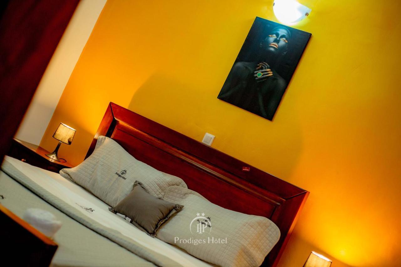 Prodiges Hotel Yaoundé Buitenkant foto