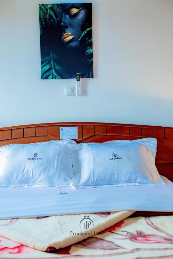 Prodiges Hotel Yaoundé Buitenkant foto