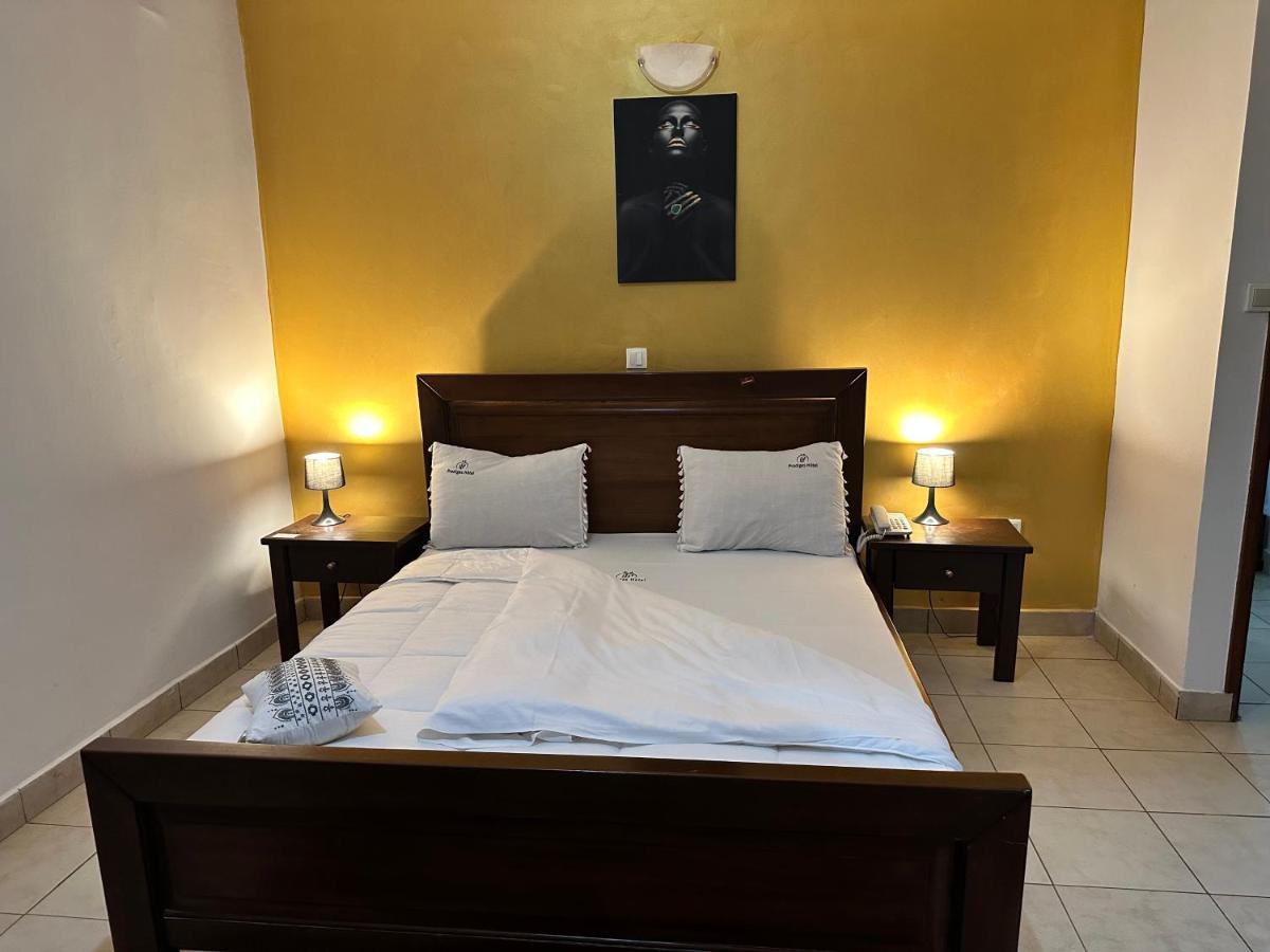 Prodiges Hotel Yaoundé Buitenkant foto